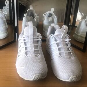 PUMA Soft Foam Optimum Comfort Sneakers